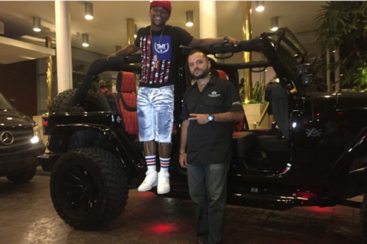 Floyd Mayweather chi hon 2 ty do Jeep Wrangler 2015-Hinh-6